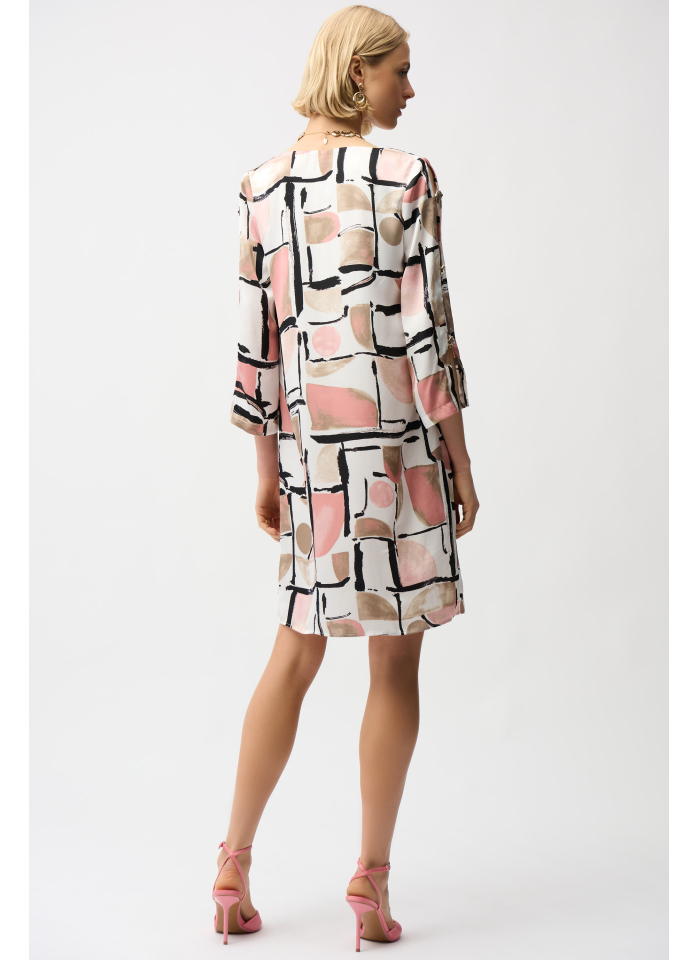 Joseph Ribkoff 261258 Satynowa sukienka w odcieniach różu.