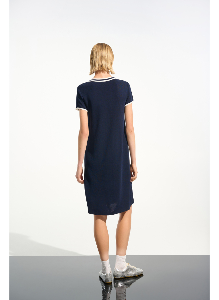 Joseph Ribkoff 261648 Dzianinowa sukienka w granatowym kolorze.