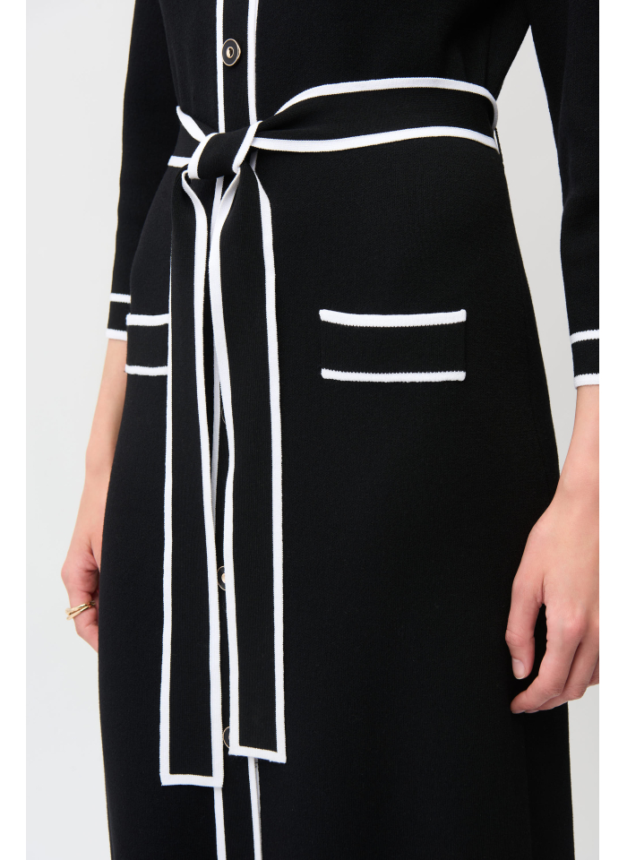 Joseph Ribkoff 261944 Czarna szmizjerka z białymi lamówkami.