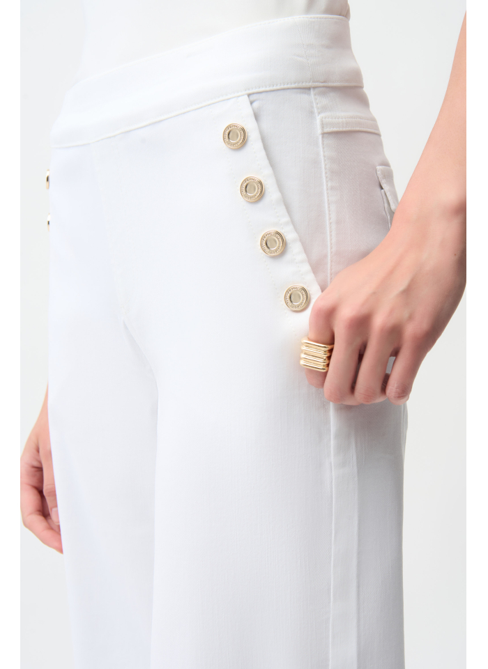 Joseph Ribkoff 261972 białe jeansy wide leg ze złotymi guzikami